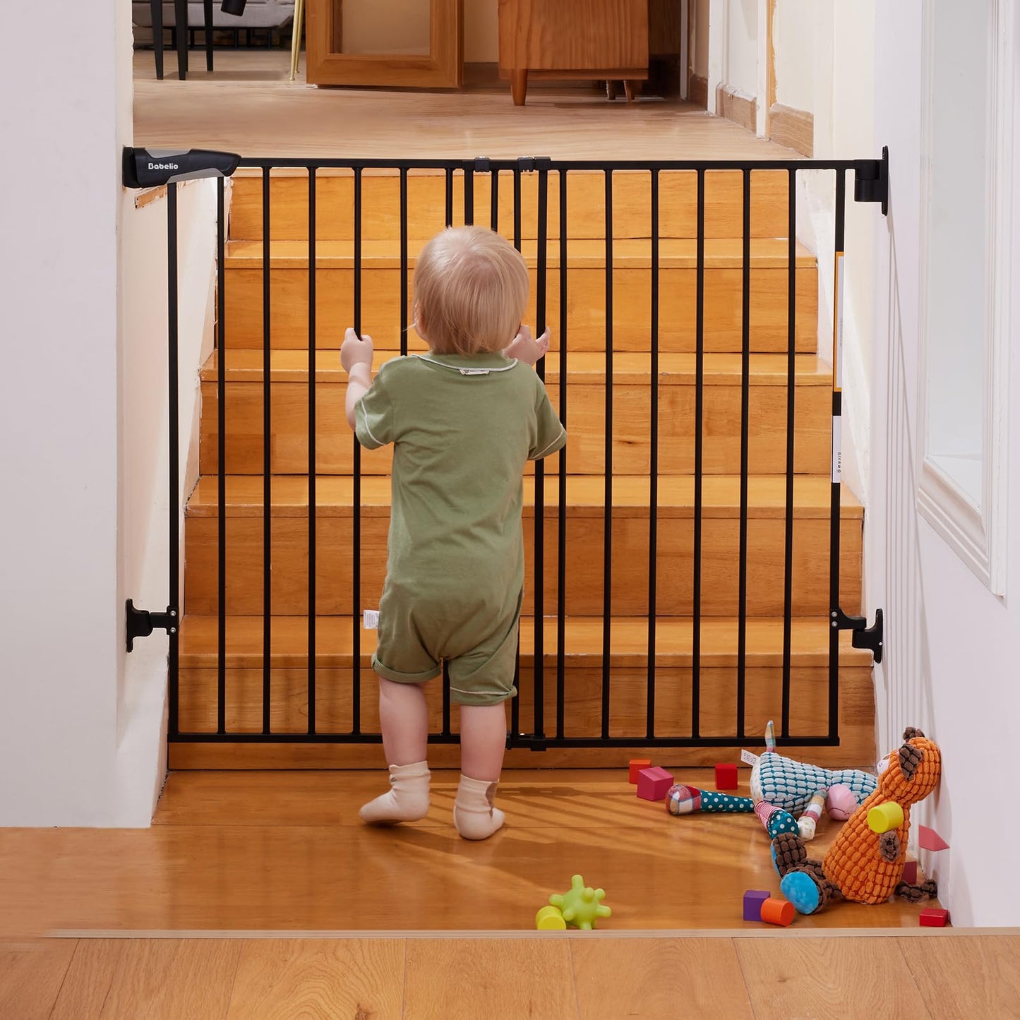 Babelio 26-43" No Bottom Bar Baby Gate for Babies, Elders and Pets, 2-in-1 Hardware Mount Dog Gate for The House, Stairs and Doorways, with Large Walk Thru Door, Black