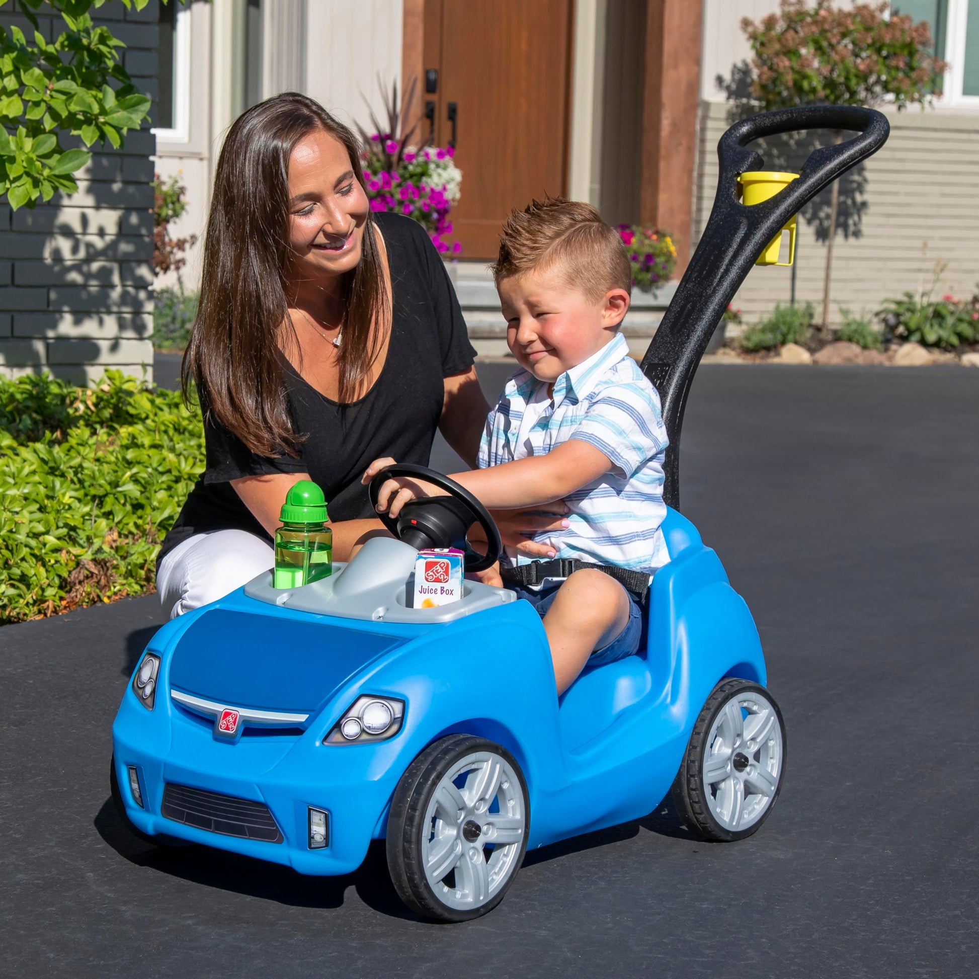 Step2 Whisper Ride II Buggy Kids Push Car, Ride On Toy, Stroller Substitute, Includes Seat Belt &amp; Horn, Made of Durable Plastic, Max Weight 50 lbs., For Toddlers 1.5-4 Years Old, Blue